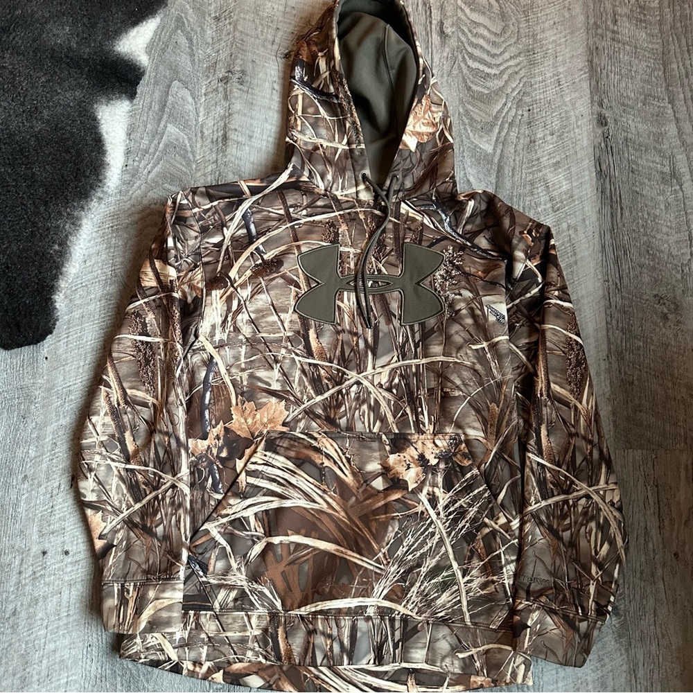 Under armour camo hoodie